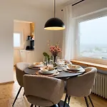 Kuckucksnest Mit Sonnenbalkon Am Wald Mit Grillplatz *