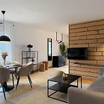 Kuckucksnest Mit Sonnenbalkon Am Wald Mit Grillplatz