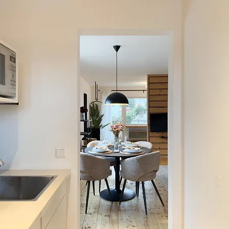 Kuckucksnest Mit Sonnenbalkon Am Wald Mit Grillplatz * Lenzkirch